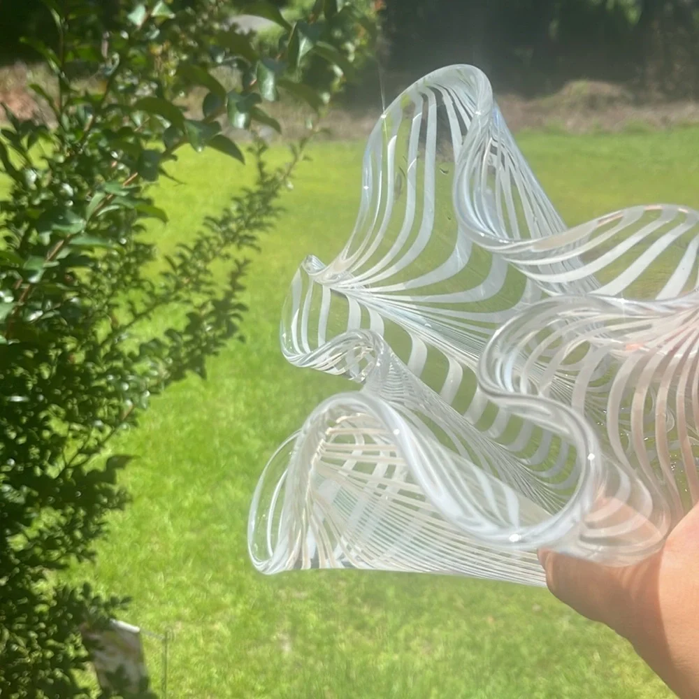 GLASS VASE HANDKERCHIEF SCALLOPED WHITE STRIPES 9” tall